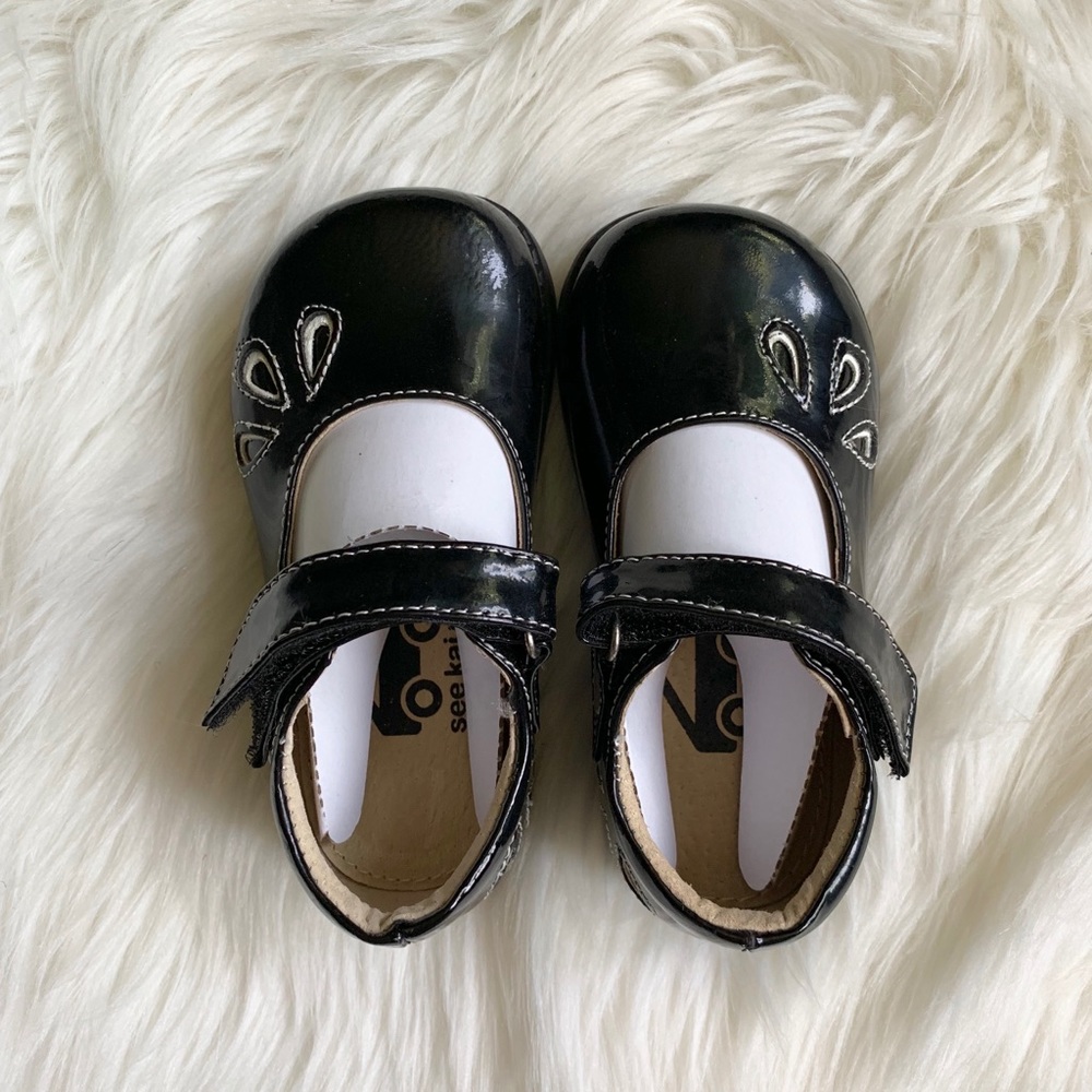 See Kai Run Black Mary Jane shoes